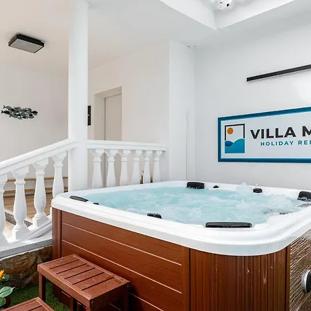 Vila Mar *